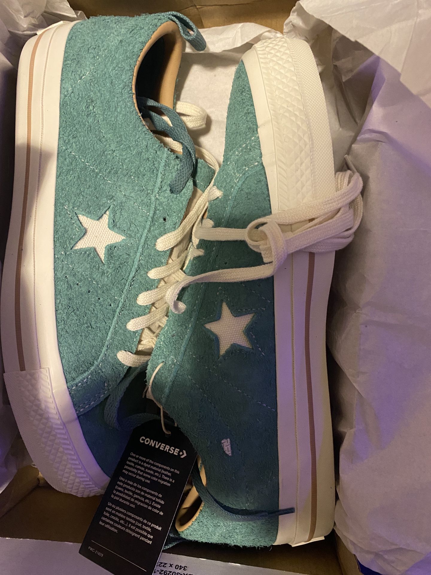 BRAND NEW Converse One Star Pro