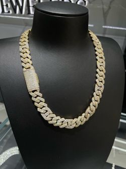 VVS Moissanite Cuban Chain 20 Inch PASS DIAMOND TESTER