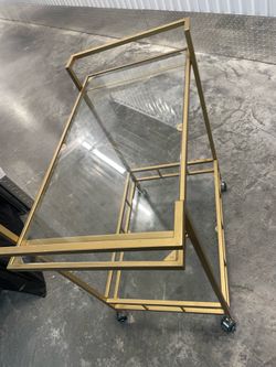 Table gold with glass
