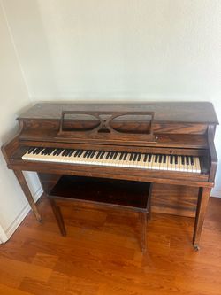 Upright Console Piano with Bench