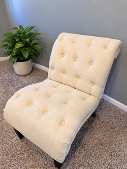 Cream Tufted Armless Accent Slipper Chair