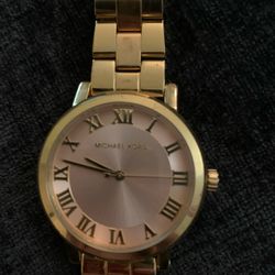 Michael Kors Women’s Chain Linked Watch 