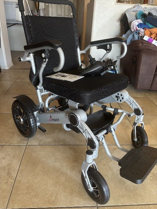 Heavy Duty Electric Wheel Chair