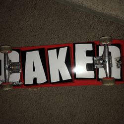 Skateboard Baker Complete Size 8.0