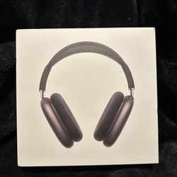 Airpod max Midnight Black in perfect condition USB-C