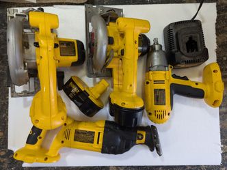 18v DEWALT TOOL LOT