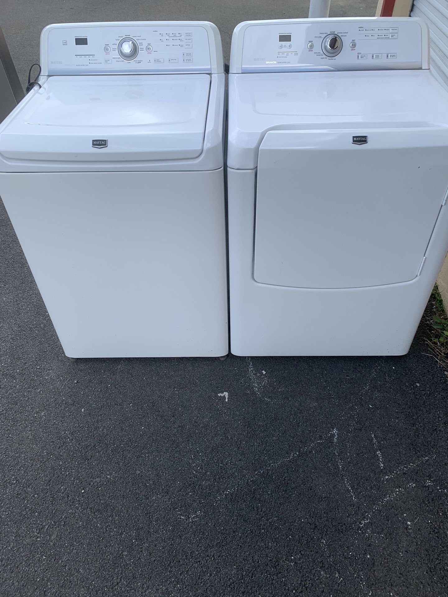 MAYTAG Washer and dryer good condition