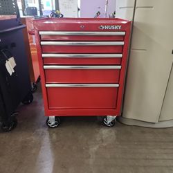 Husky  5 Drawer Toolchest. Red. 