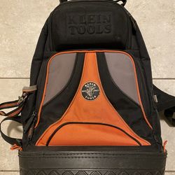 Klein Backpack Tool Bag 39 Pocket Black (Used)