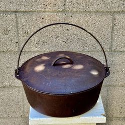 Antique - Vintage Cast Iron #10 Bean Pot-Kettle