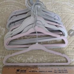 HANGERS, CHILD SIZE 20 FOR $15