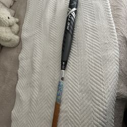 Louisville Meta Softball Bat