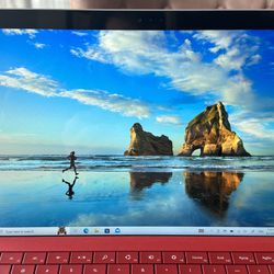 Microsoft Surface Pro 3 (256 GB, Intel Core i5)(Win10 Pro 64 bit) With Charger & stylus Pen 🖊️ 
