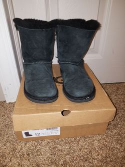 Uggs Bailey Bow Size 12