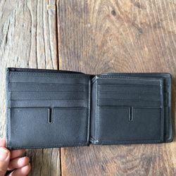 Tumi Global Center Flip Pass Case Wallet