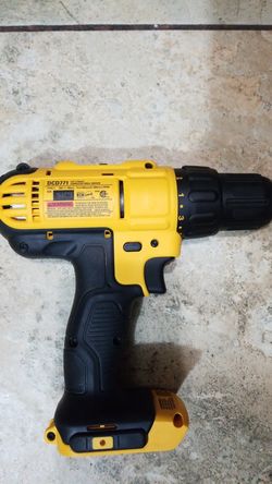 Dewalt drill DCD771