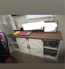 Farmhouse TV Stand with Barn Door Cabinet
