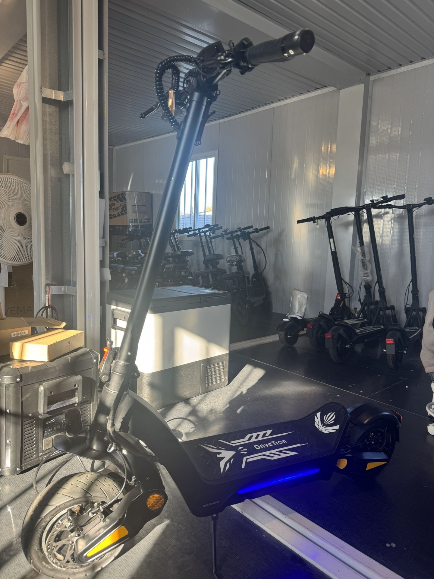 Double-motor big scooter