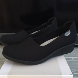 AK Sport Brand Flats