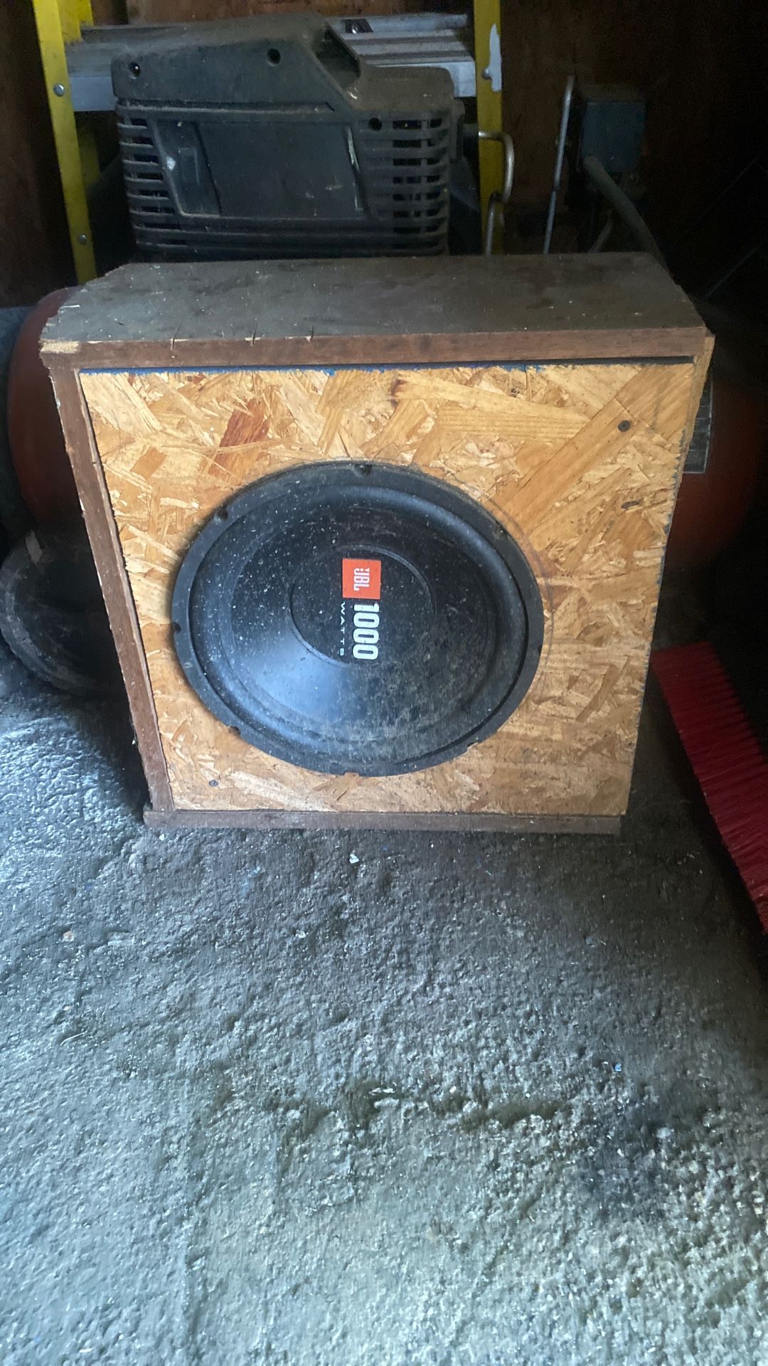 JBL 1000 Watt Subwoofer