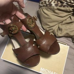 Michael Kors Brown Sandals 6.5