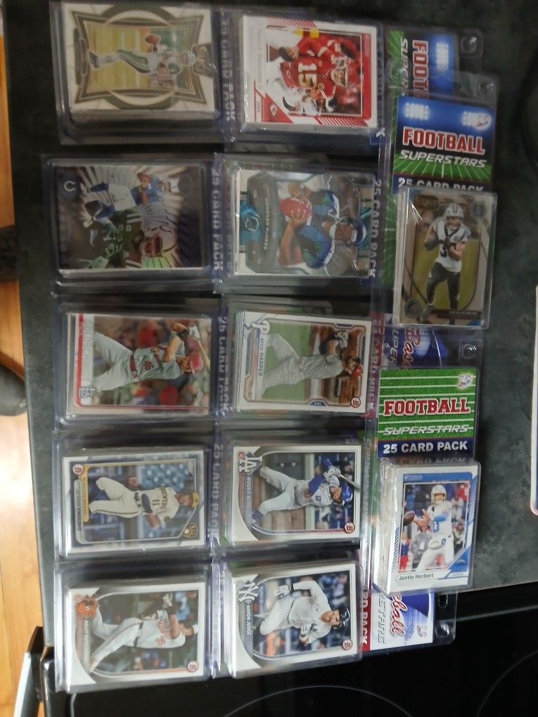 Unopened Packs Of Sports Cards