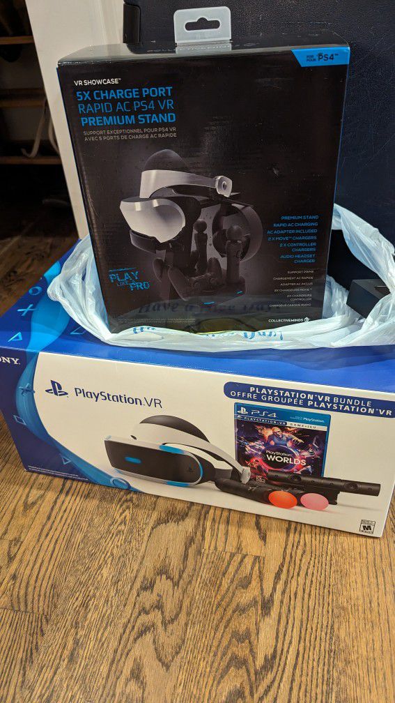 Playstation VR and Showcase