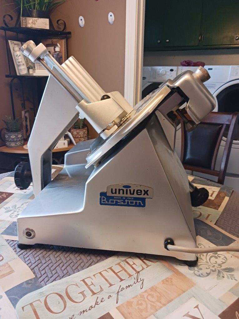 Univex Boston Meat Slicer π