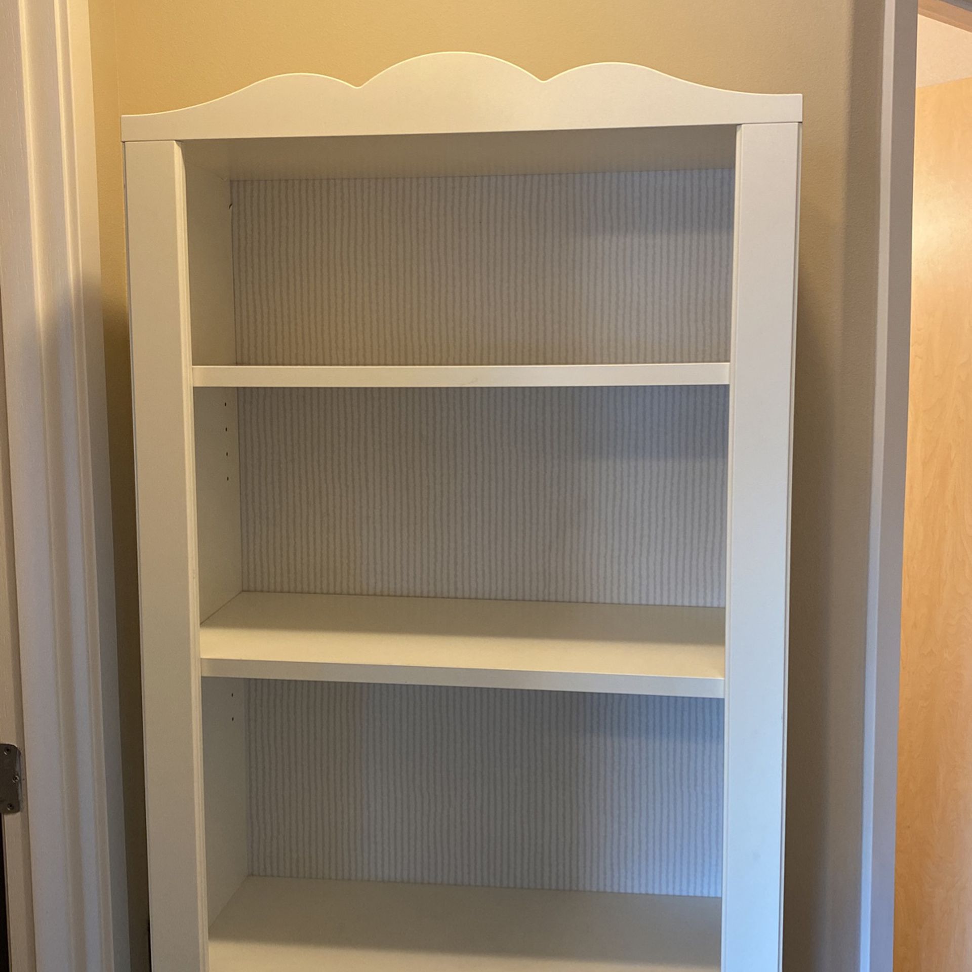 White Bookcase Shelf - great for girl room