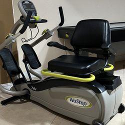 Nustep T4R Seated Cross Trainer Elliptical  With StrideLock