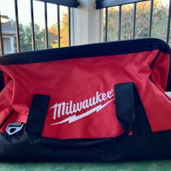 Milwaukee M12 5-Tool Cordless Combo Kit (2498-25) -