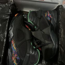 Tinkers Jordan’s Retro 8s 