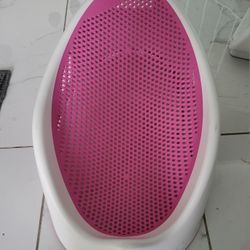 Pink Baby Bath Support