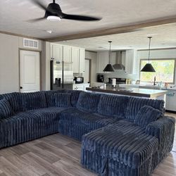 New in Box Trendy Sectional Couch $10DOWN