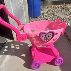 Girl’s Play Shopping Cart