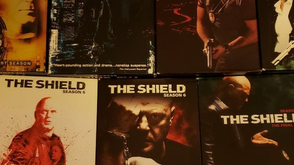 THE SHIELD COMPLETE SERIES ON DVD "MAKE ME AN OFFER"