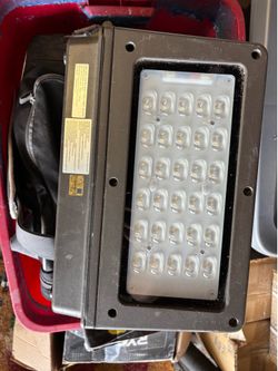 5000K LED WALL PACK LIGHTS