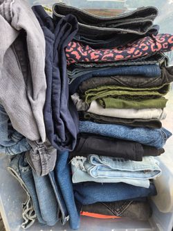 28 Pairs of Mostly Women's & a few Mens Jeans Pants Various Sizes & Conditions Selling as a Lot Pick up Powers and Constitution area Some of the brand