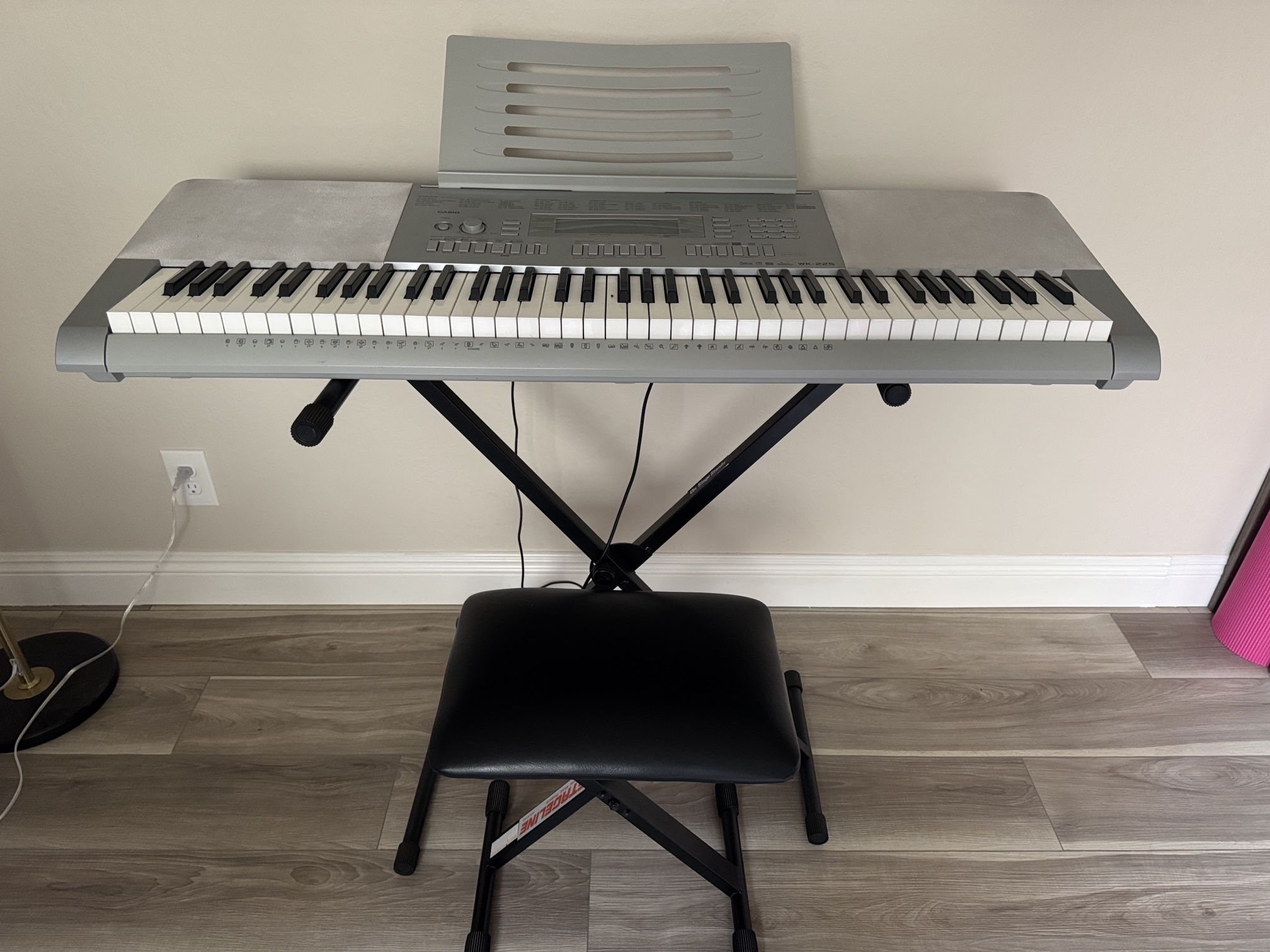 Piano Keyboard With Bench / Stand All $200