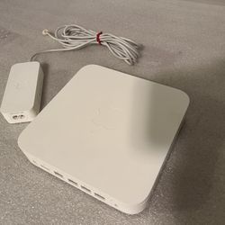 Apple AirPort Extreme Wireless Router 3rd Ge. (MB7630LL/A) A1301