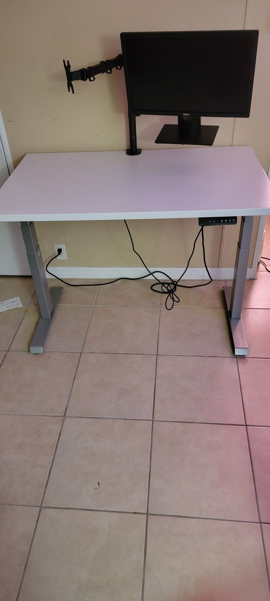 Commercial Electronic Sit/stand Desk