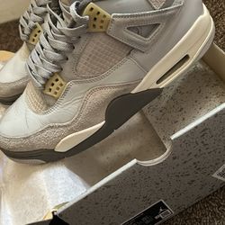 Jordan 4s RETRO SE