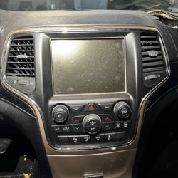 2015 Radio Screen For a Jeep Cherokee 