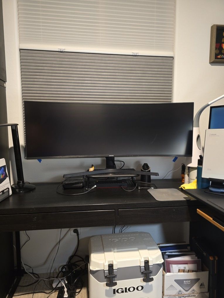 Samsung CJ89 43" Curved Ultrawide Monitor