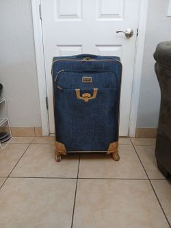Nice Nicole Miller Luggage 