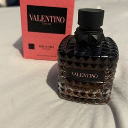 Valentino Perfume