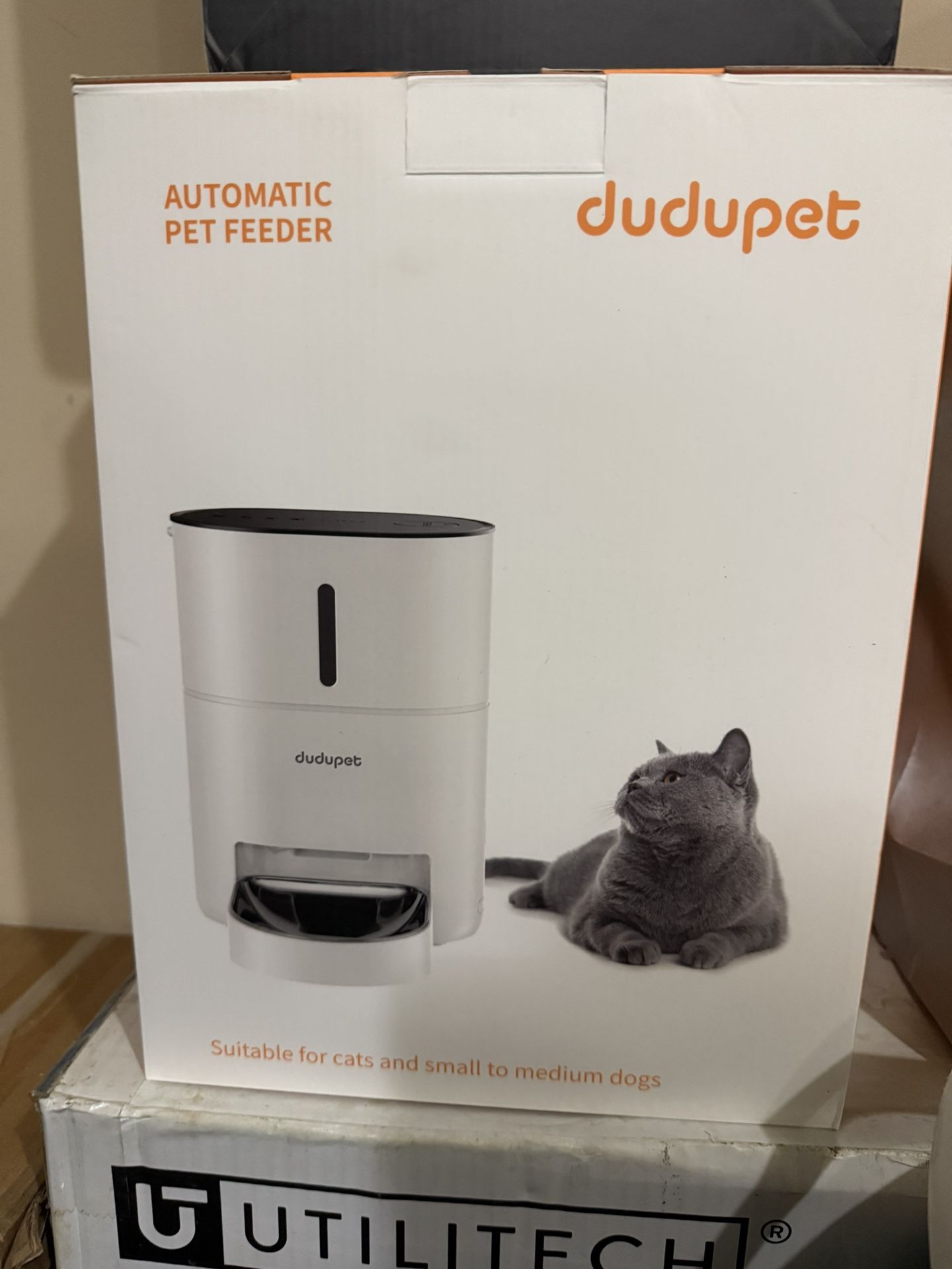 Auto Cat Feeder