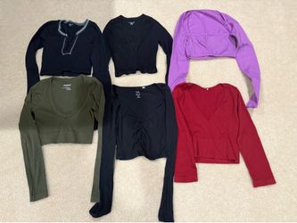 Long sleeve crop tops size XS