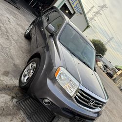 2014 Honda Pilot!130k Miles! Super Clean!