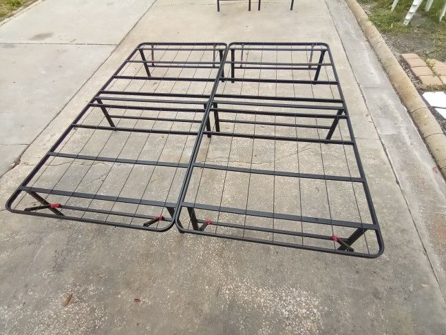 King Size Metal Bed Frame Platform 76" X 80"